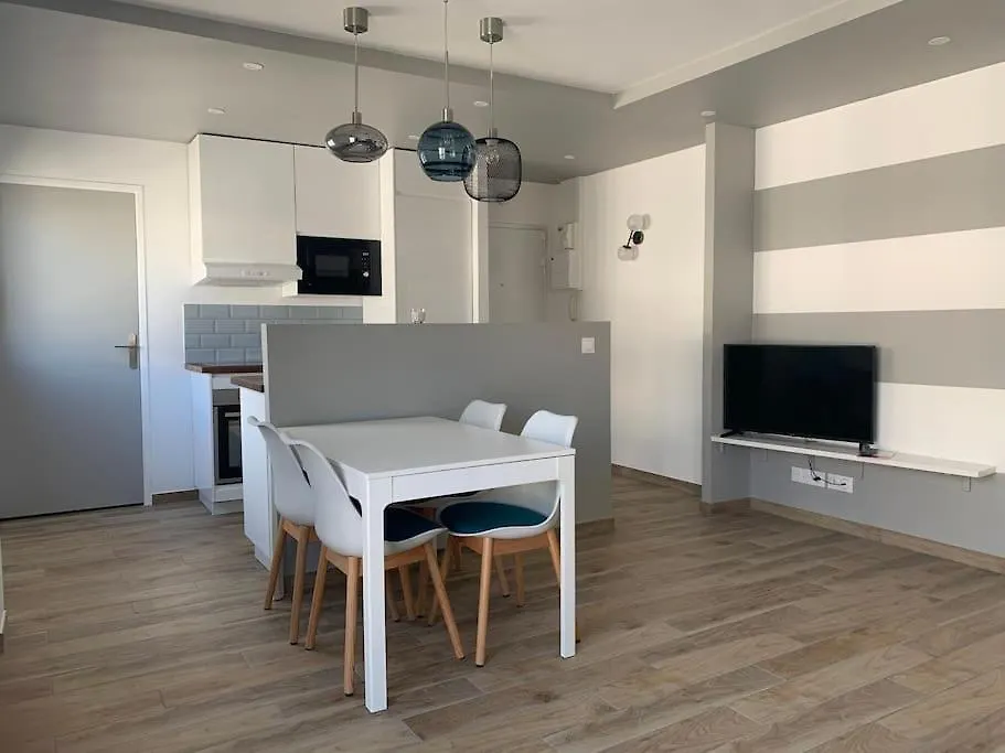 Paris Buttes Chaumont - Free Parking Apartman 0*,